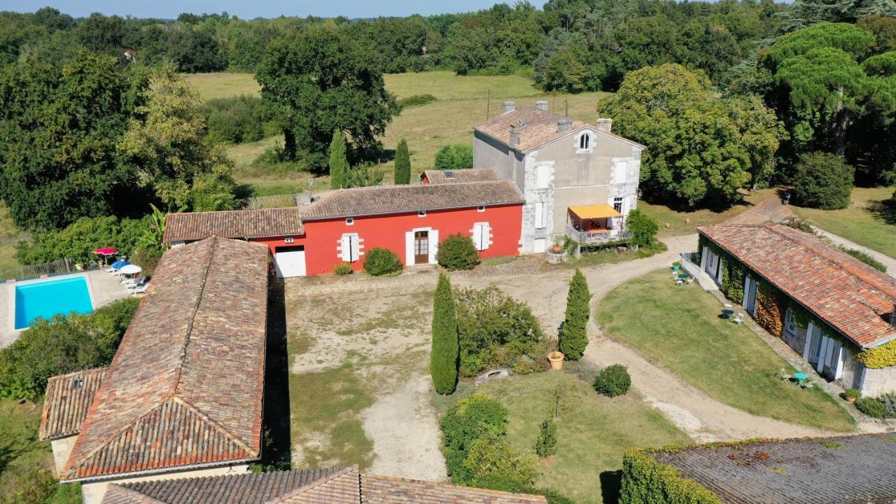 Domaine Les Galards Bed & Breakfast Le Garde Eksteriør bilde